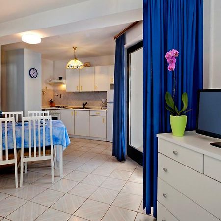 Villa Carolina Tar-Vabriga Екстериор снимка