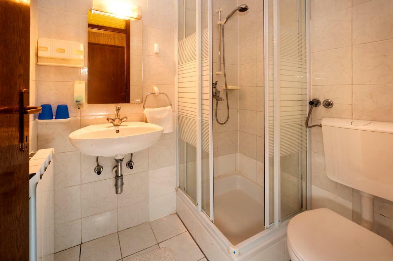 Villa Carolina Tar-Vabriga Екстериор снимка