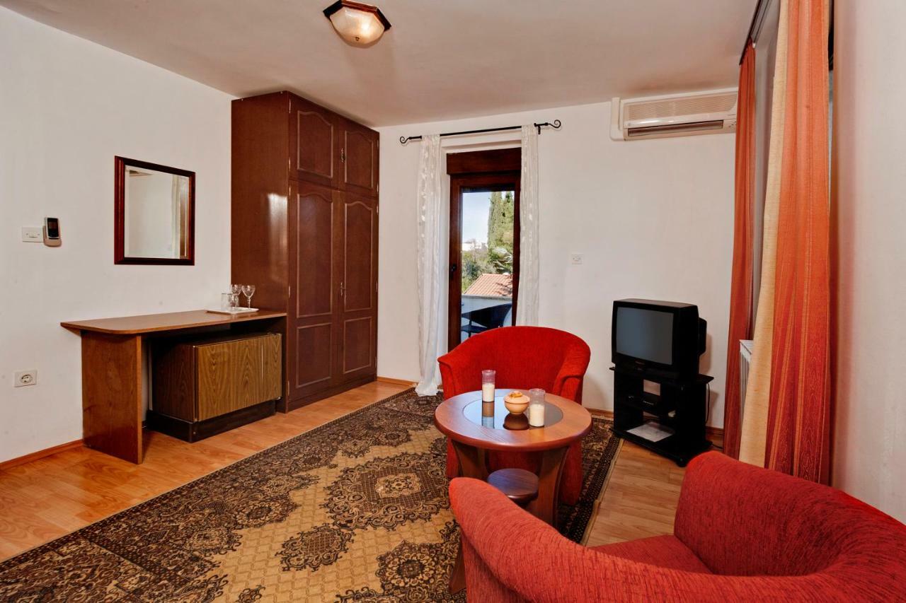 Villa Carolina Tar-Vabriga Екстериор снимка