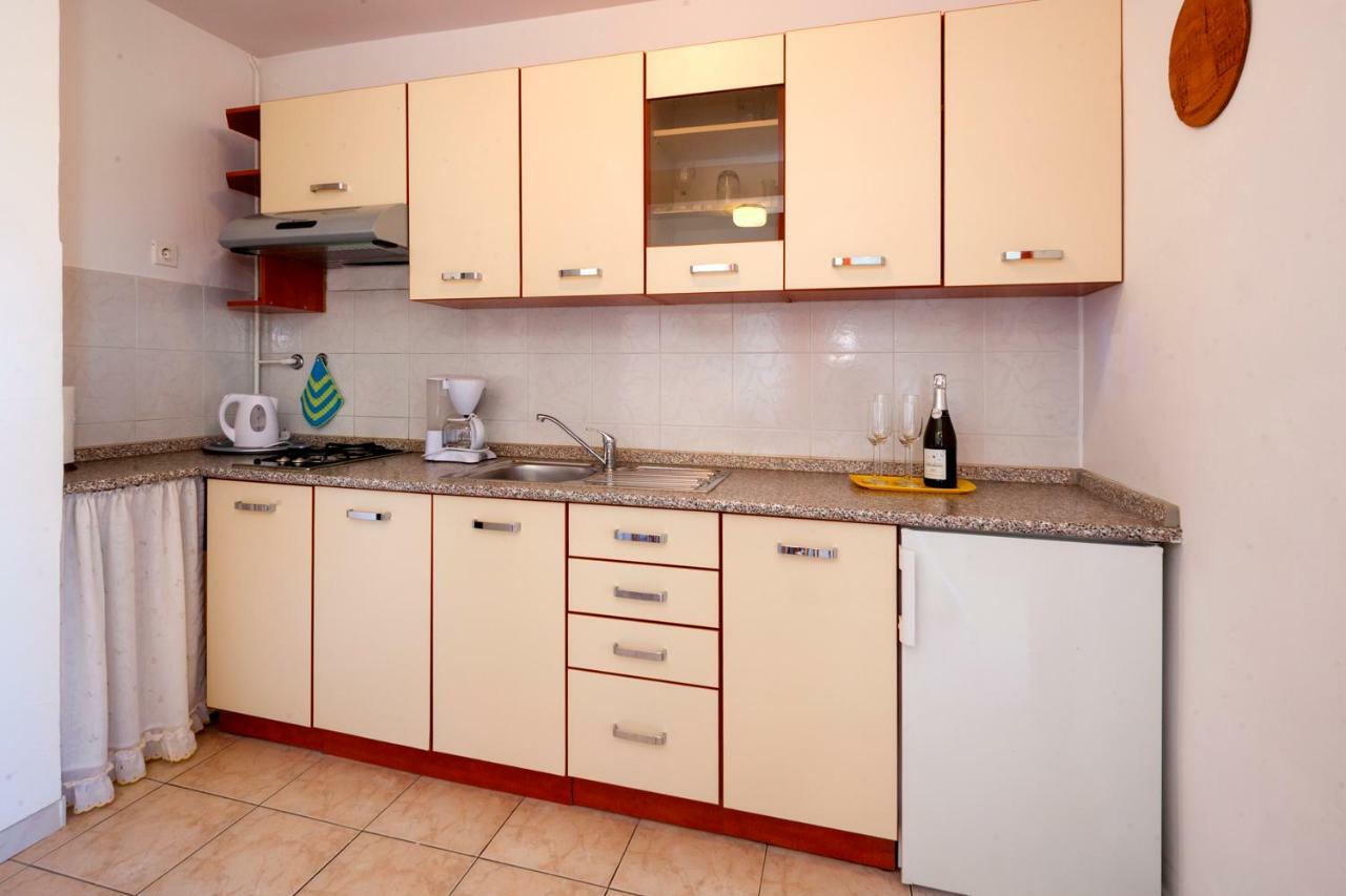 Villa Carolina Tar-Vabriga Екстериор снимка